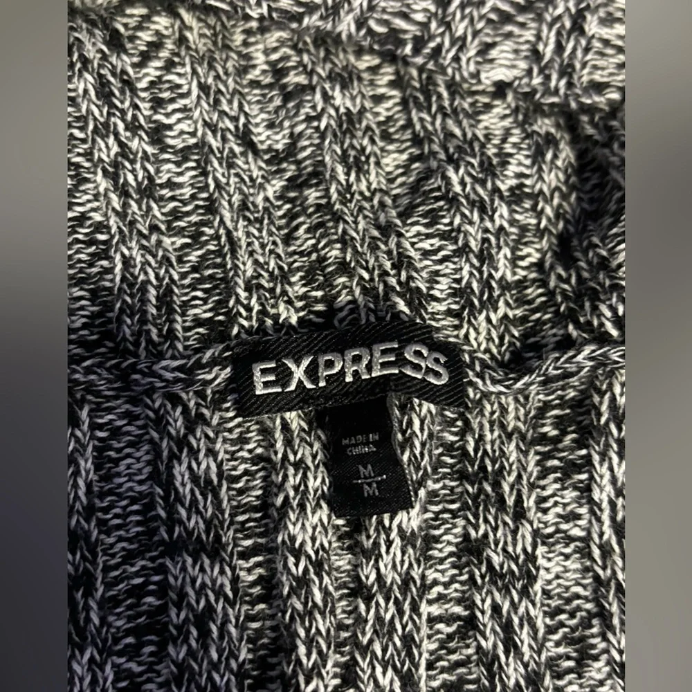 Express Cardigan - Picture 2 of 2